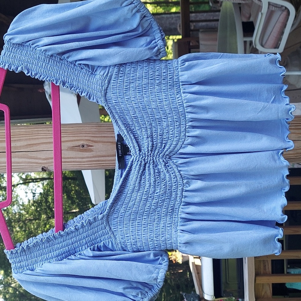 Forever 21 Blue puff sleeve cropped babydoll flowy top Sz M